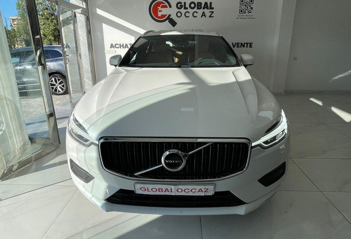 VOLVO XC 60  D3 2.0 D MOMENTUM