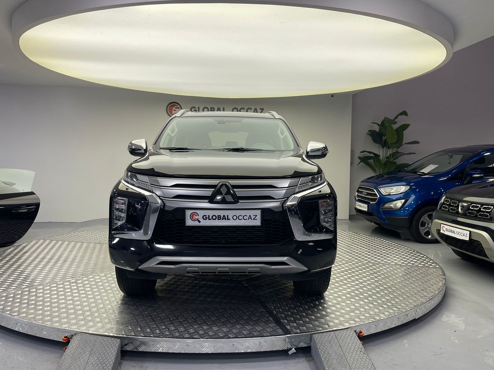 MITSUBISHI PAJERO SPORT 2.4 DI-D PREMIUM