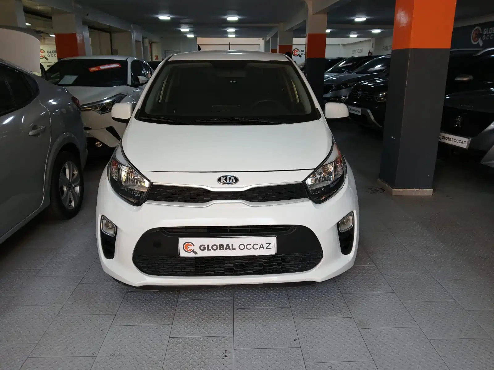 KIA PICANTO 1.0 L 67 BVA MOTION + JANTES +ECRAN