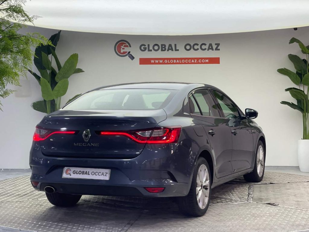 RENAULT MEGANE SEDAN 1.5 dCi  Intens