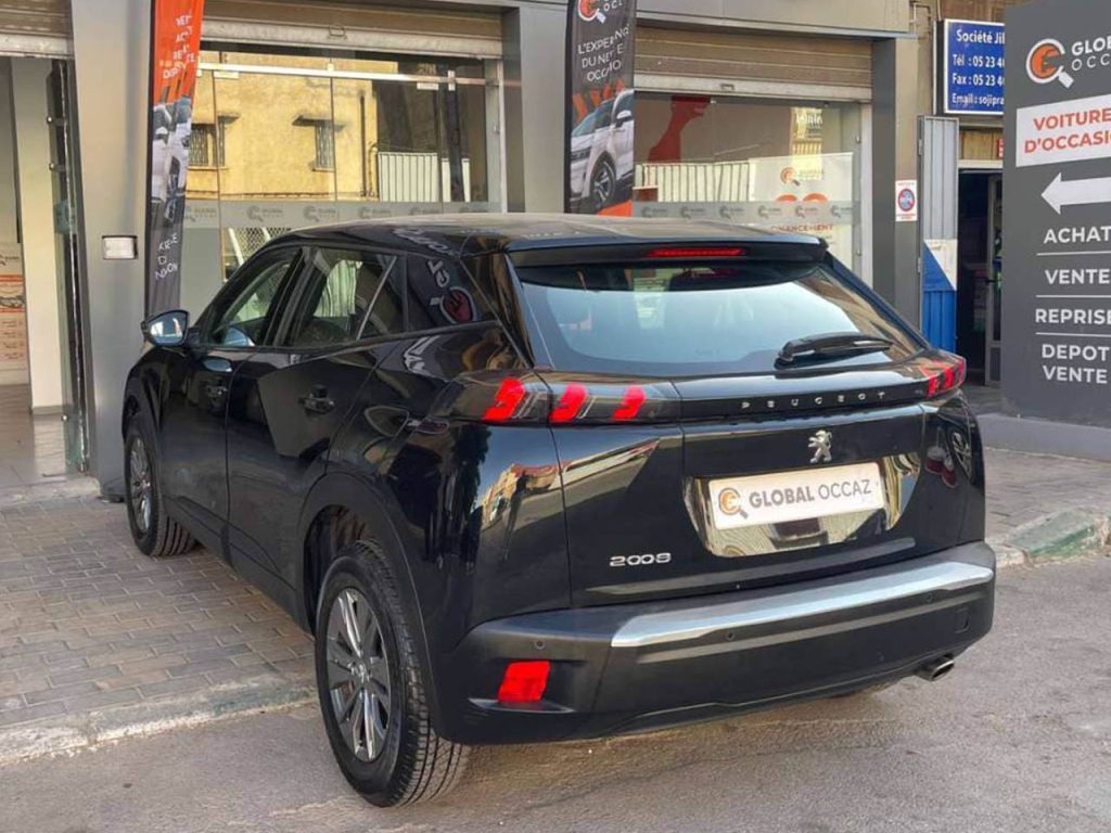 PEUGEOT 2008 1,5 BlueHDi SITT Active Pack