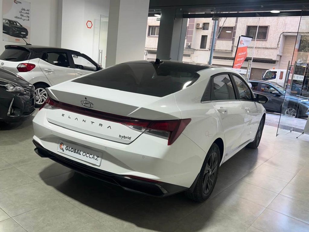 HYUNDAI ELANTRA 1.6 CRDi Inventive