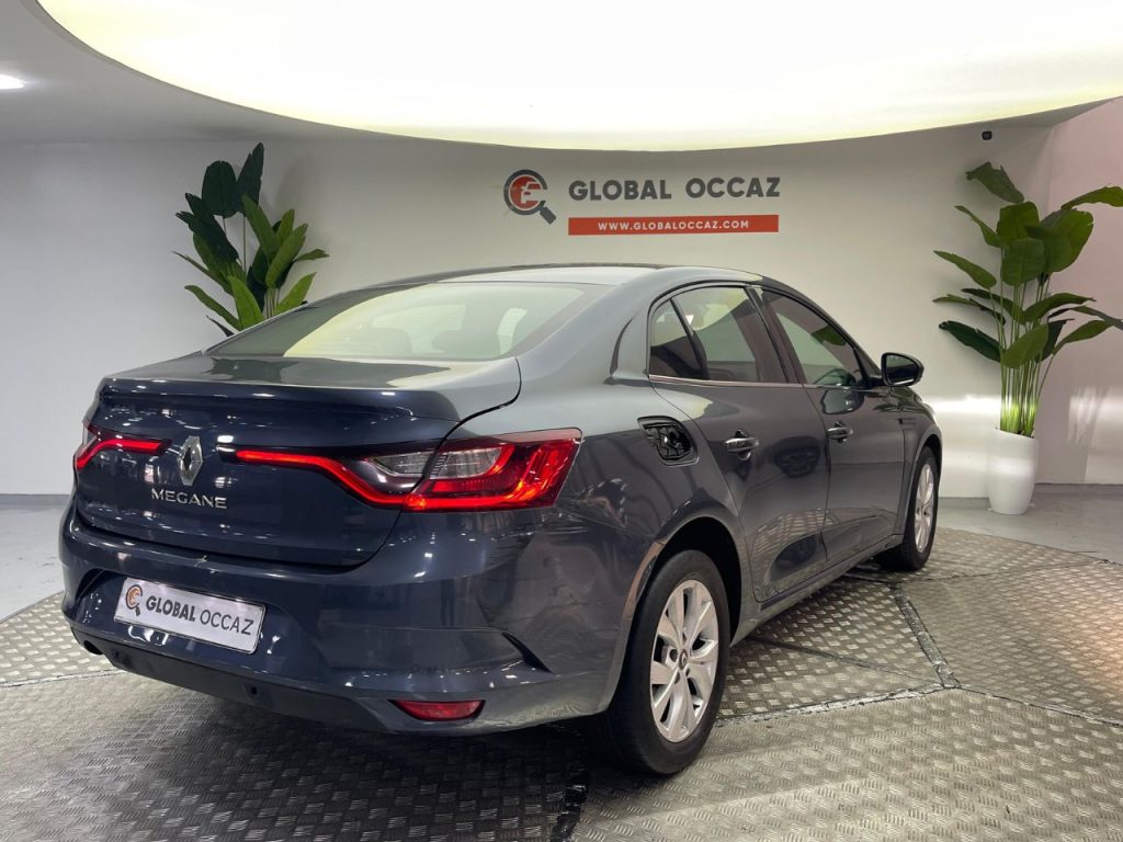 RENAULT MEGANE SEDAN 1.5 dCi  Intens