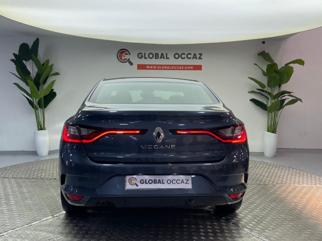RENAULT MEGANE SEDAN 1.5 dCi  Intens