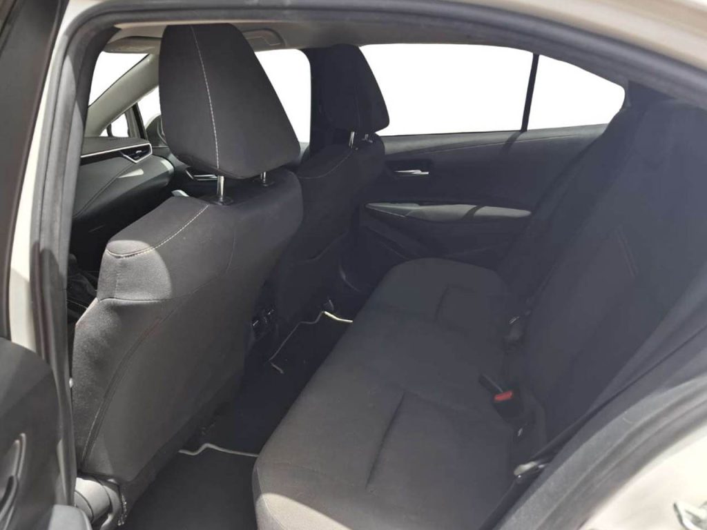 TOYOTA COROLLA 1.8 Dynamic+