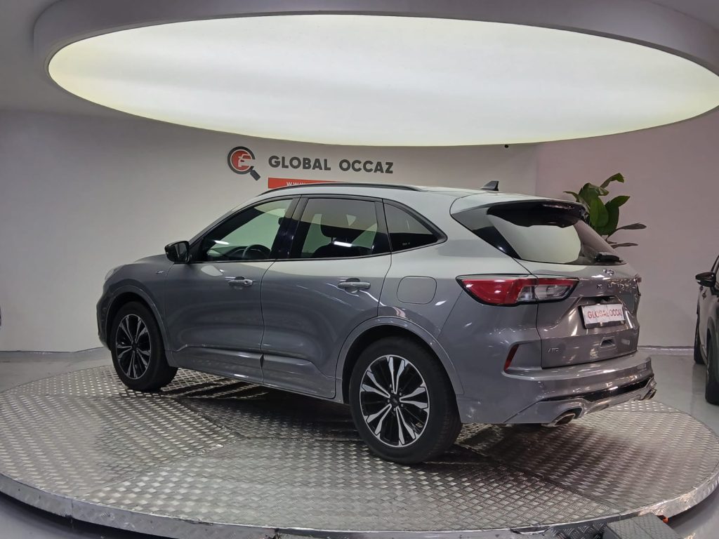 FORD KUGA 2.0 TDCi ST-Line