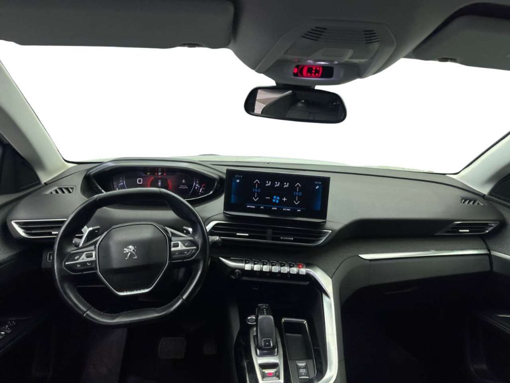 PEUGEOT 5008 2.0 HDi Allure