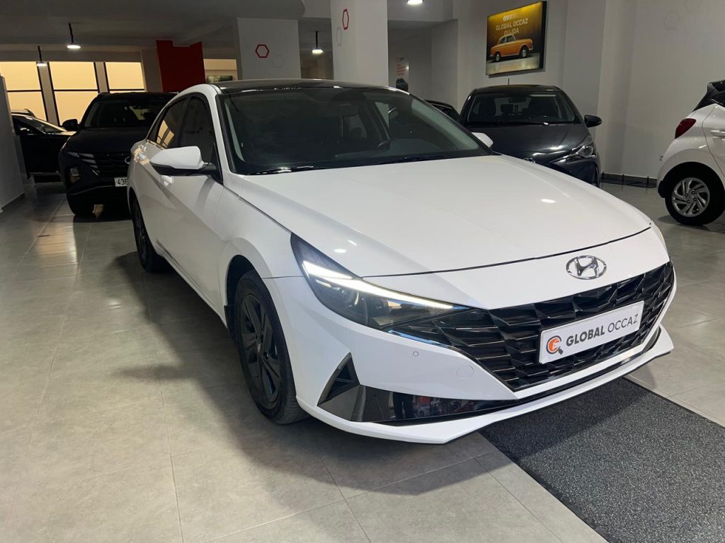 HYUNDAI ELANTRA 1.6 CRDi Inventive