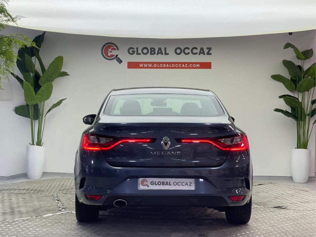 RENAULT MEGANE SEDAN 1.5 dCi  Intens