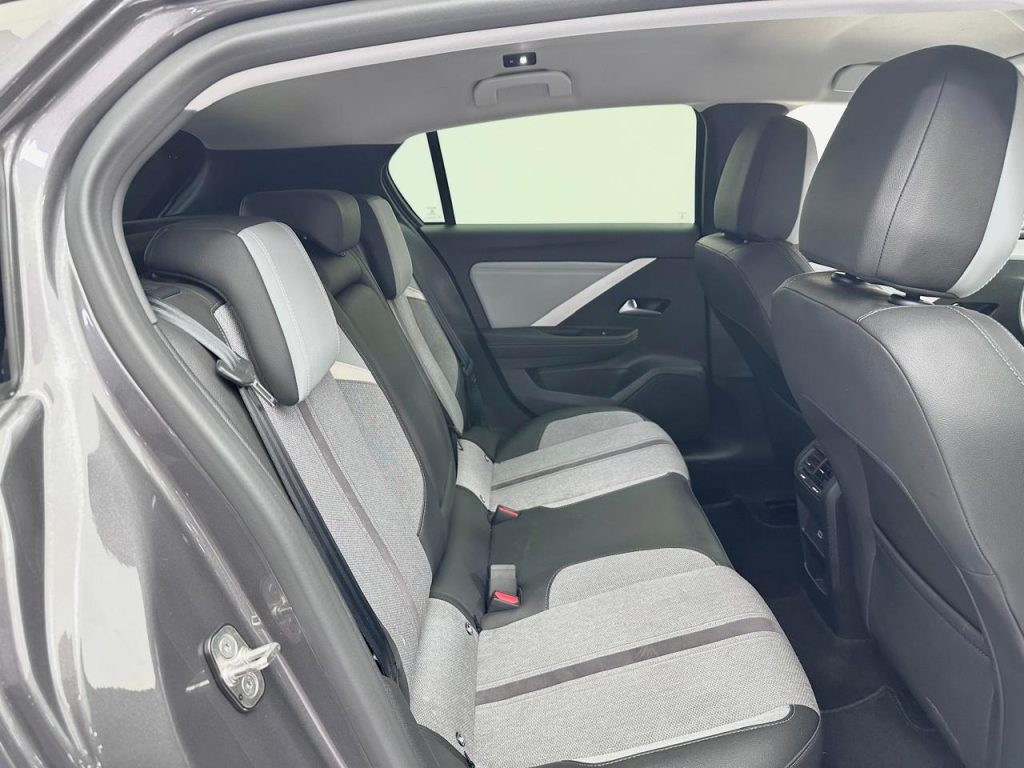 OPEL ASTRA 1.5 D 130 Elégance