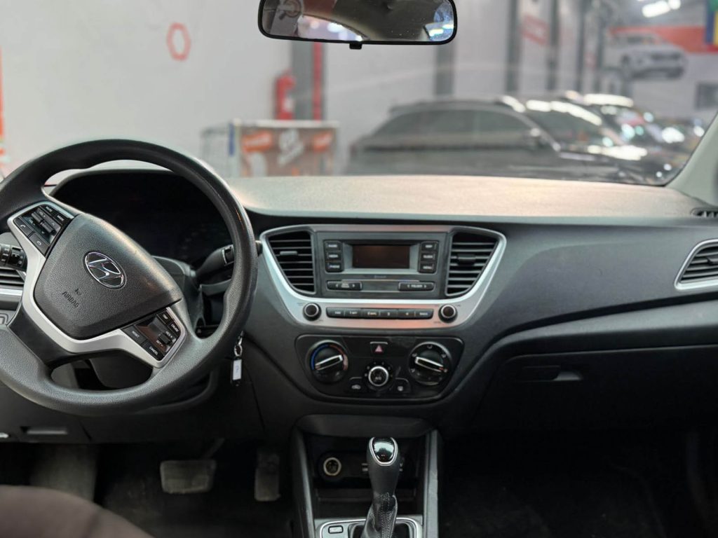 HYUNDAI ACCENT 1.5 U2 VGT Attractive