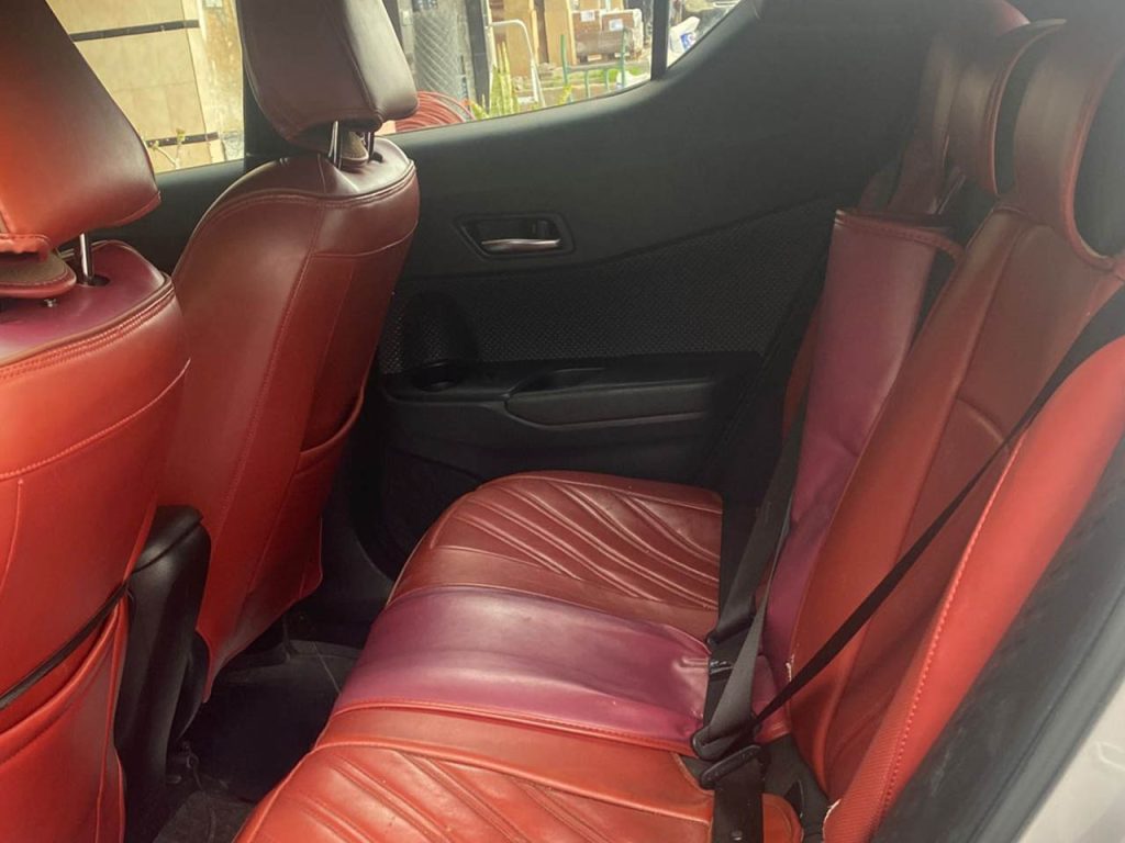 TOYOTA C-HR 1.8 Hybride DYNAMIC+