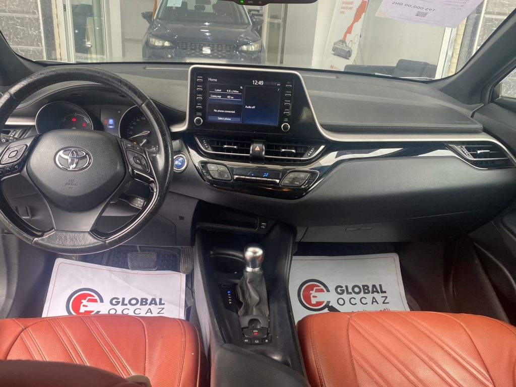 TOYOTA C-HR 1.8 Hybride DYNAMIC+