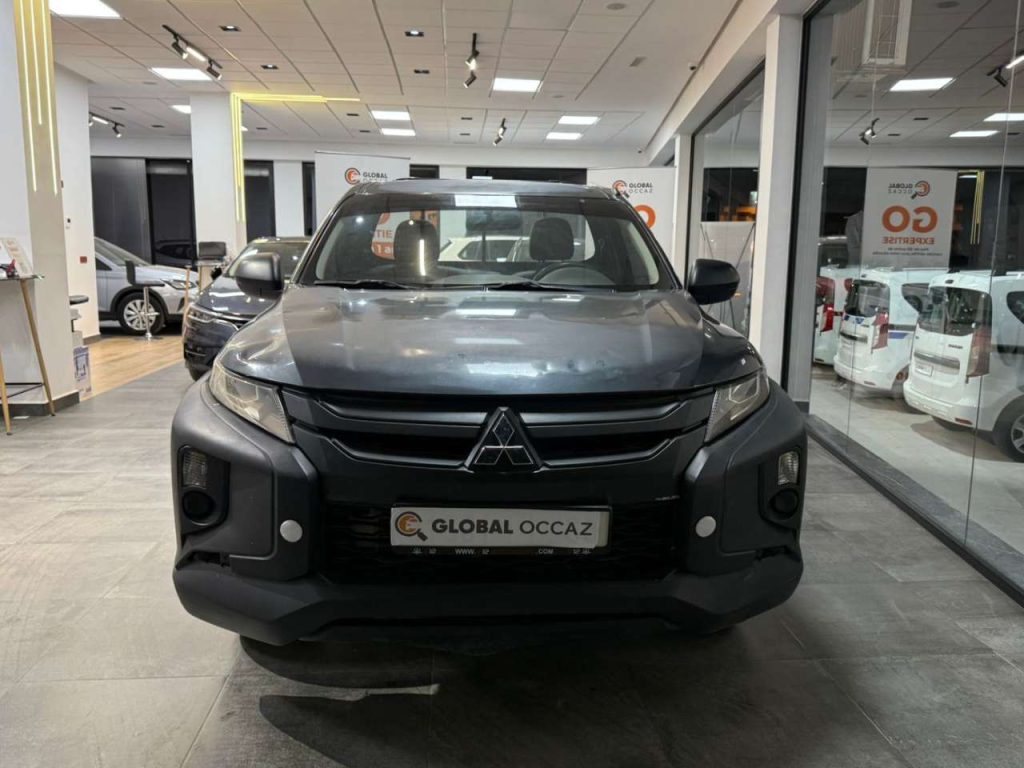 MITSUBISHI L200 PICK UP