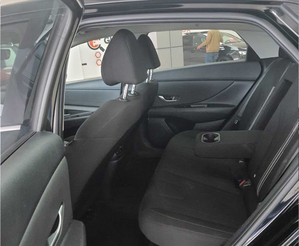 HYUNDAI ELANTRA 1.6 CRDi Inventive