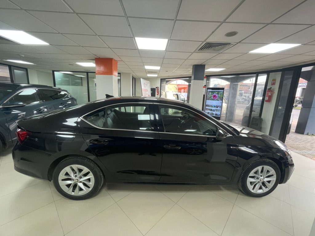 SKODA OCTAVIA 2.0 TDi Business DSG