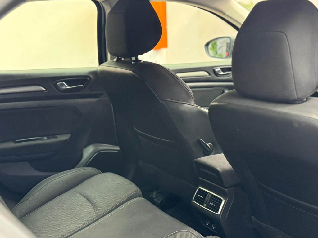 RENAULT MEGANE 1.5 dCi Techno EDC7