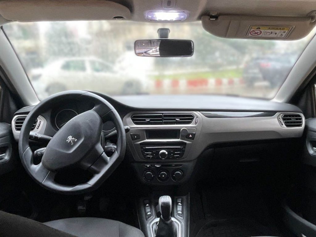 PEUGEOT 301 1.6 HDi Active