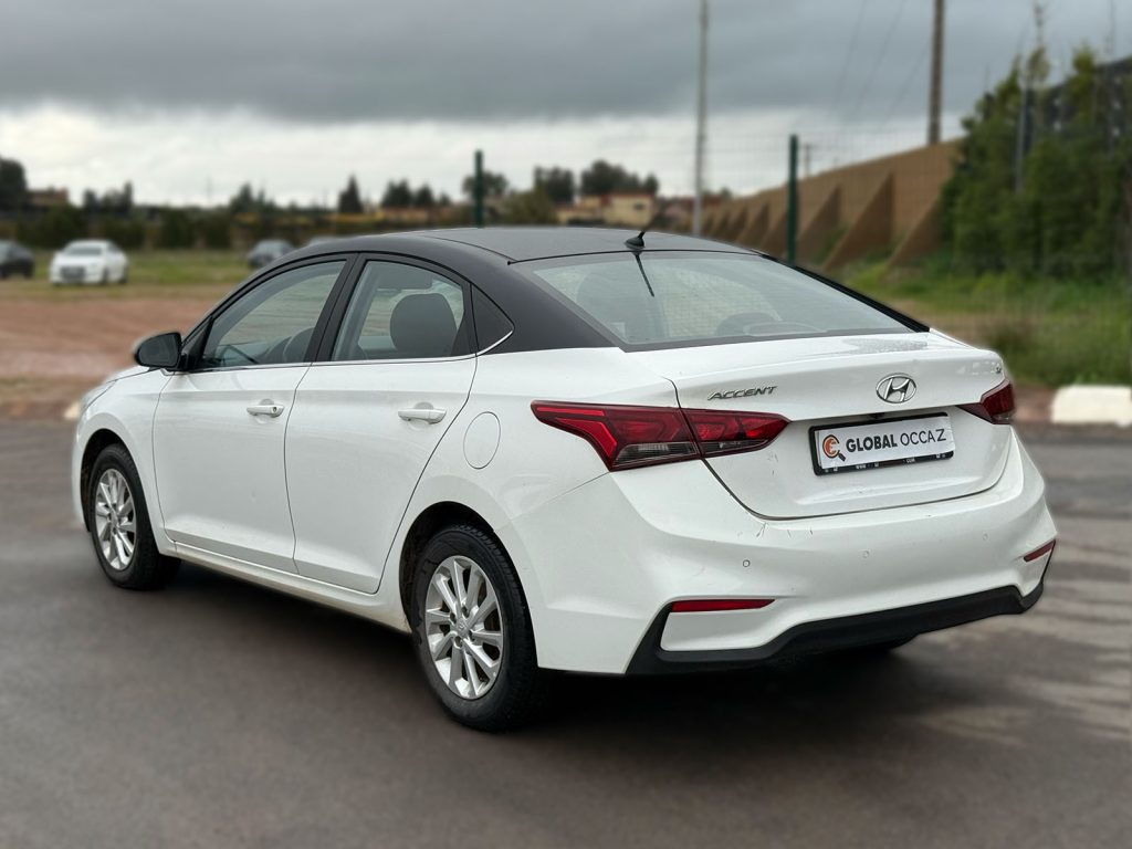 HYUNDAI ACCENT 1.5 U2 VGT Inventive