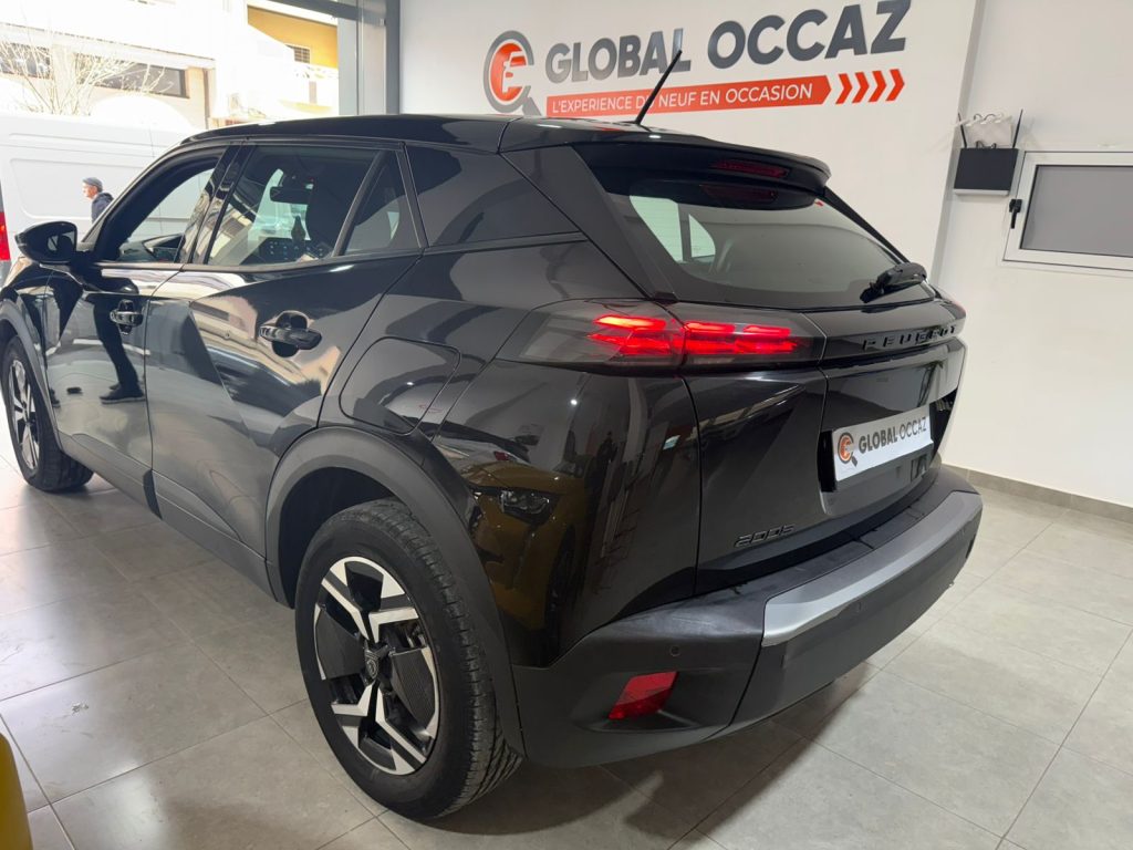 PEUGEOT 2008 1.5 BLUEHDI 130 STYLE