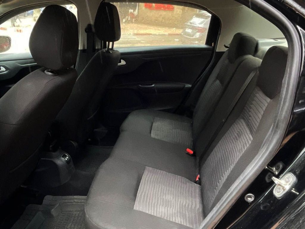 PEUGEOT 301 1.6 HDi Active