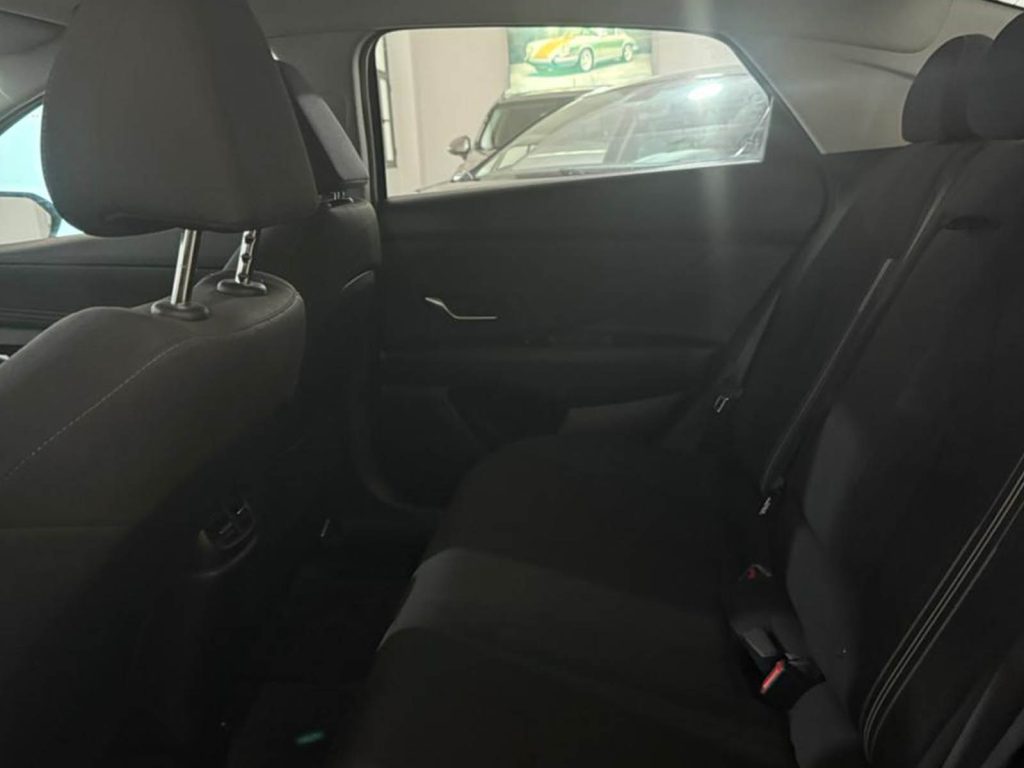 HYUNDAI ELANTRA 1.6 CRDi Inventive