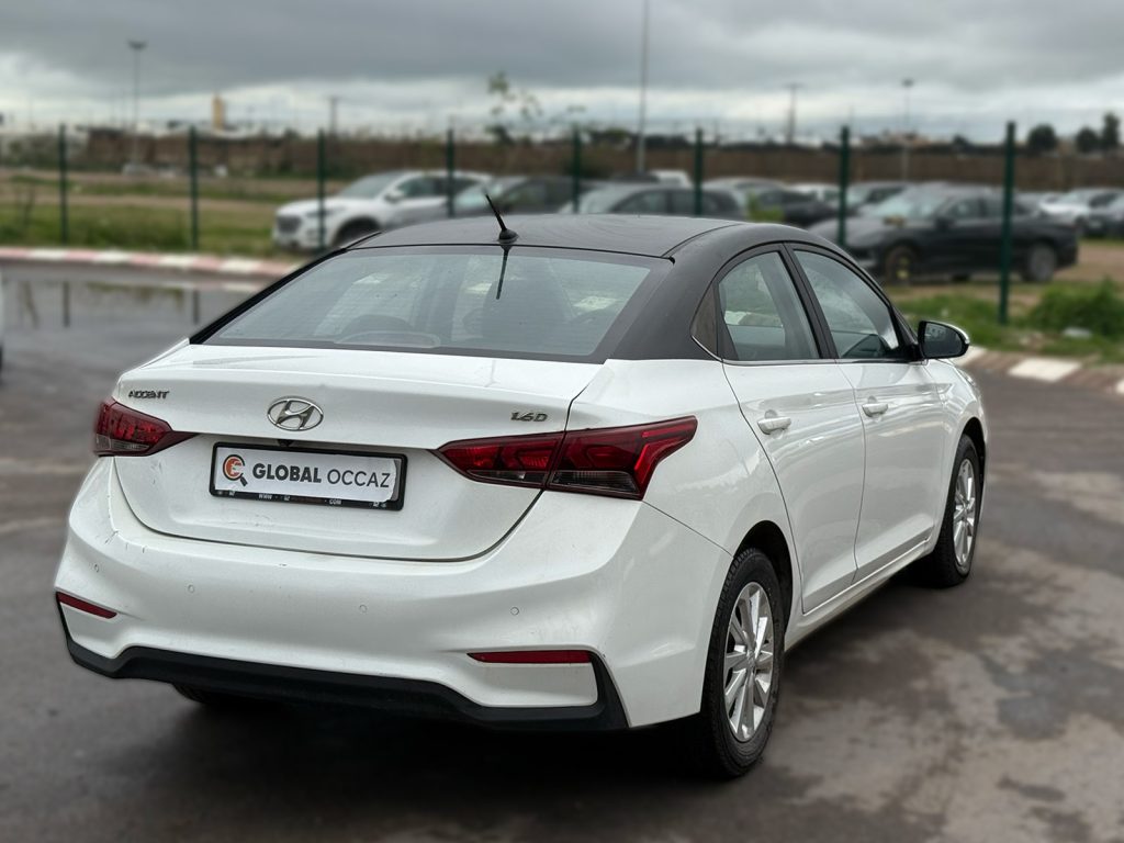 HYUNDAI ACCENT 1.5 U2 VGT Inventive