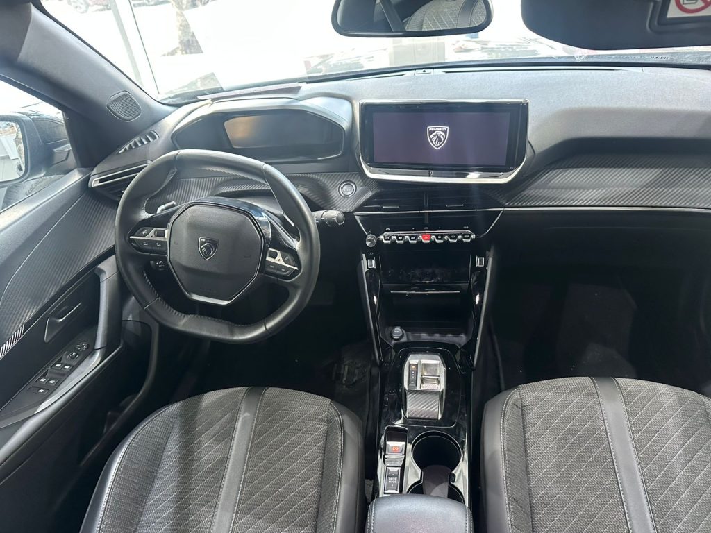 PEUGEOT 2008 1,5 BlueHDi SITT Allure Pack +