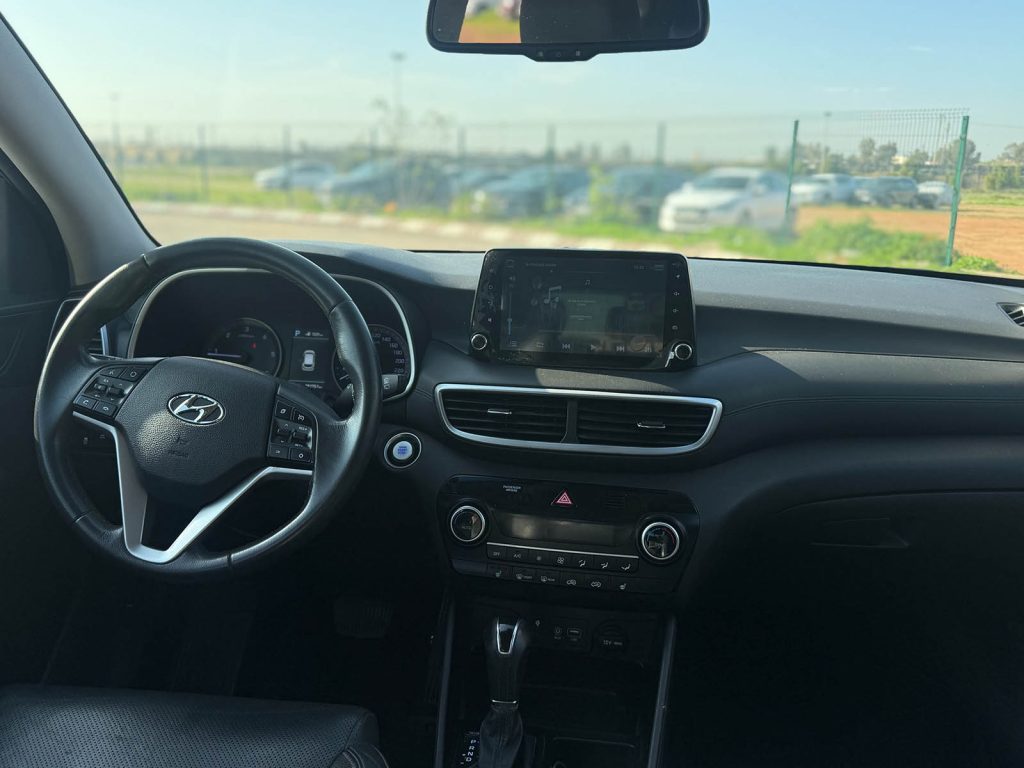 HYUNDAI TUCSON 1.6 CRDi Luxe