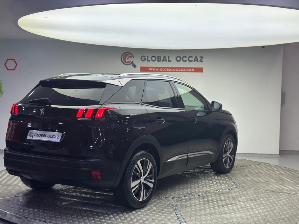 PEUGEOT 3008 2.0 HDi Allure