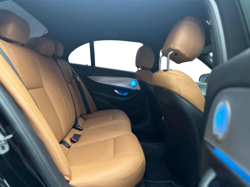 MERCEDES-BENZ E220 E 220 d Avantgarde