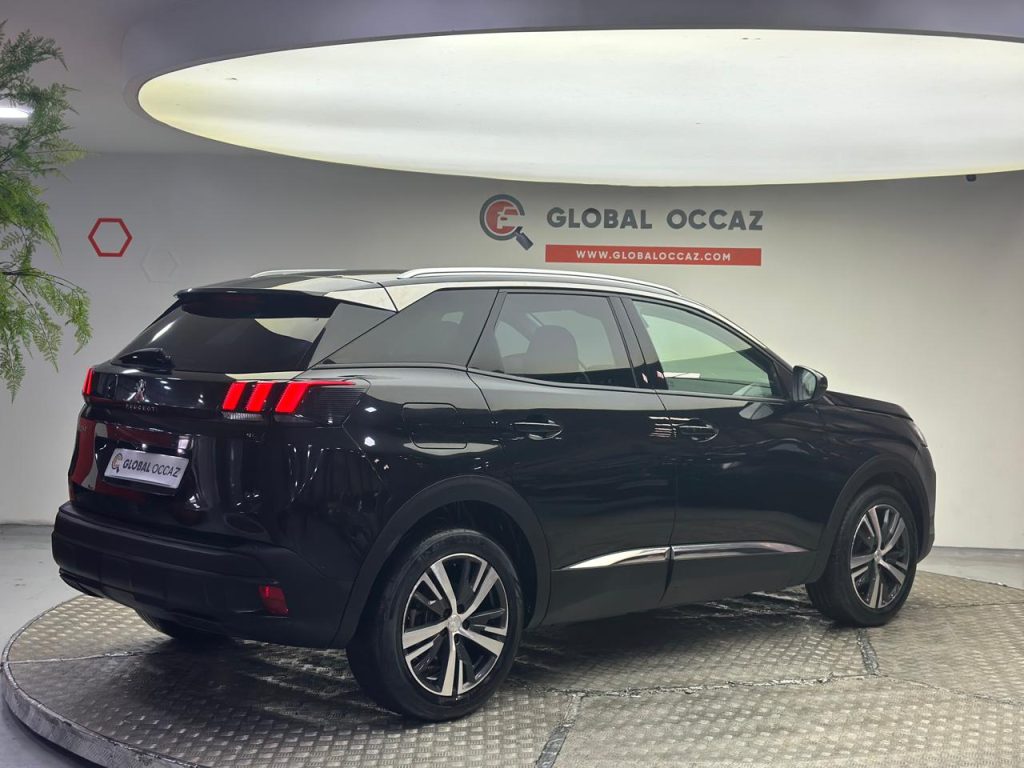 PEUGEOT 3008 2.0 HDi Allure