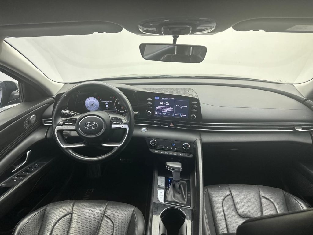 HYUNDAI ELANTRA 1.6 CRDi Seductive