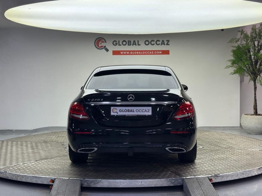 MERCEDES-BENZ E220 E 220 d Avantgarde