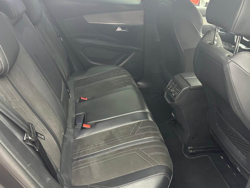 PEUGEOT 3008 1.5 HDi GT-Line