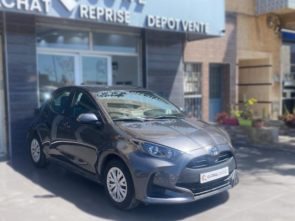 TOYOTA Yaris 1.0 VVT-i Dynamic +