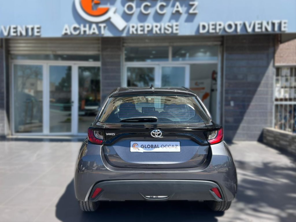 TOYOTA Yaris 1.0 VVT-i Dynamic +