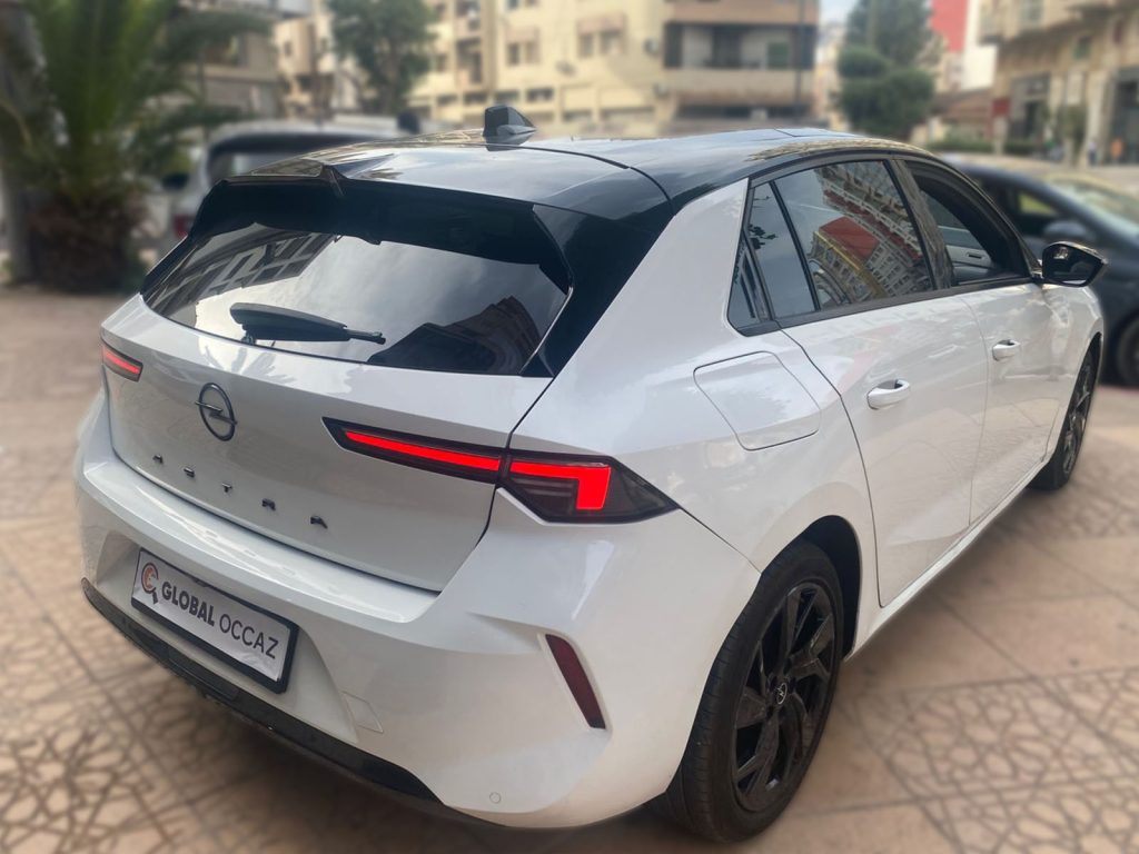 OPEL ASTRA 1.5L GS Line