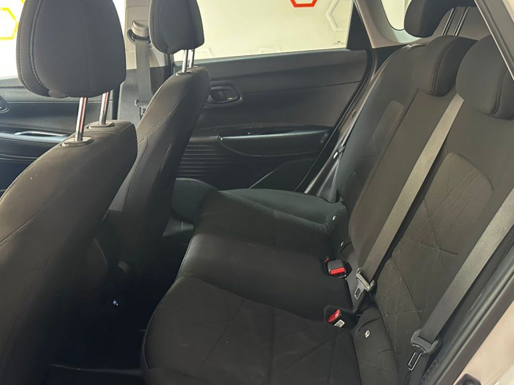 HYUNDAI BAYON 1.0 T-GDI 100 MHEV AT Luxe