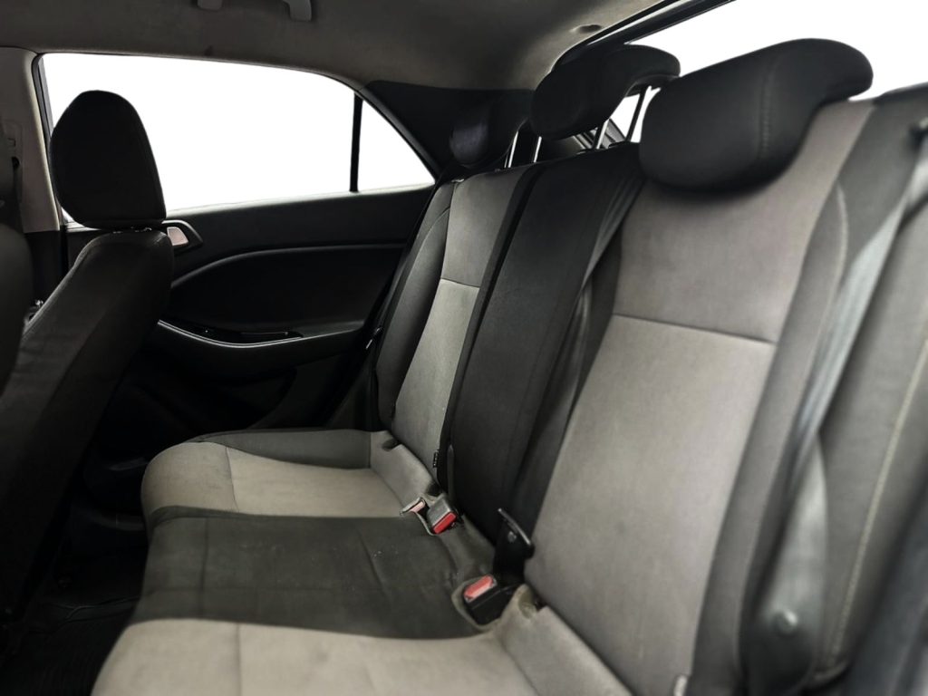 HYUNDAI I20 1.4 CRDI Attractive