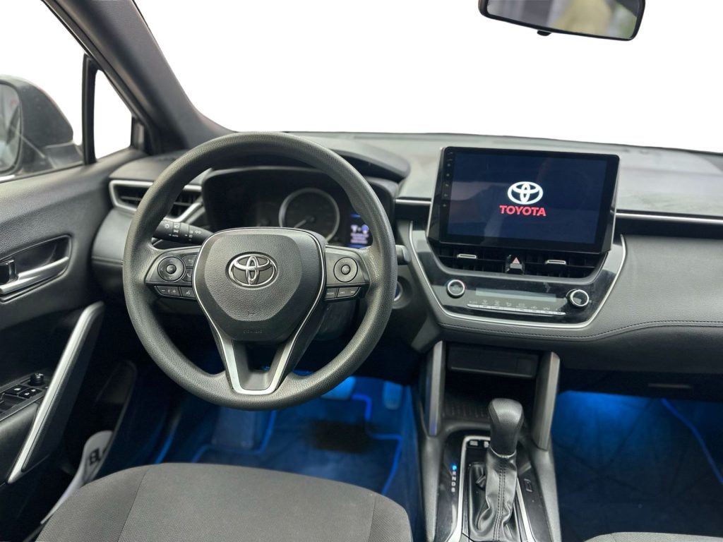TOYOTA COROLLA CROSS L4 1.8 DYNAMIC +