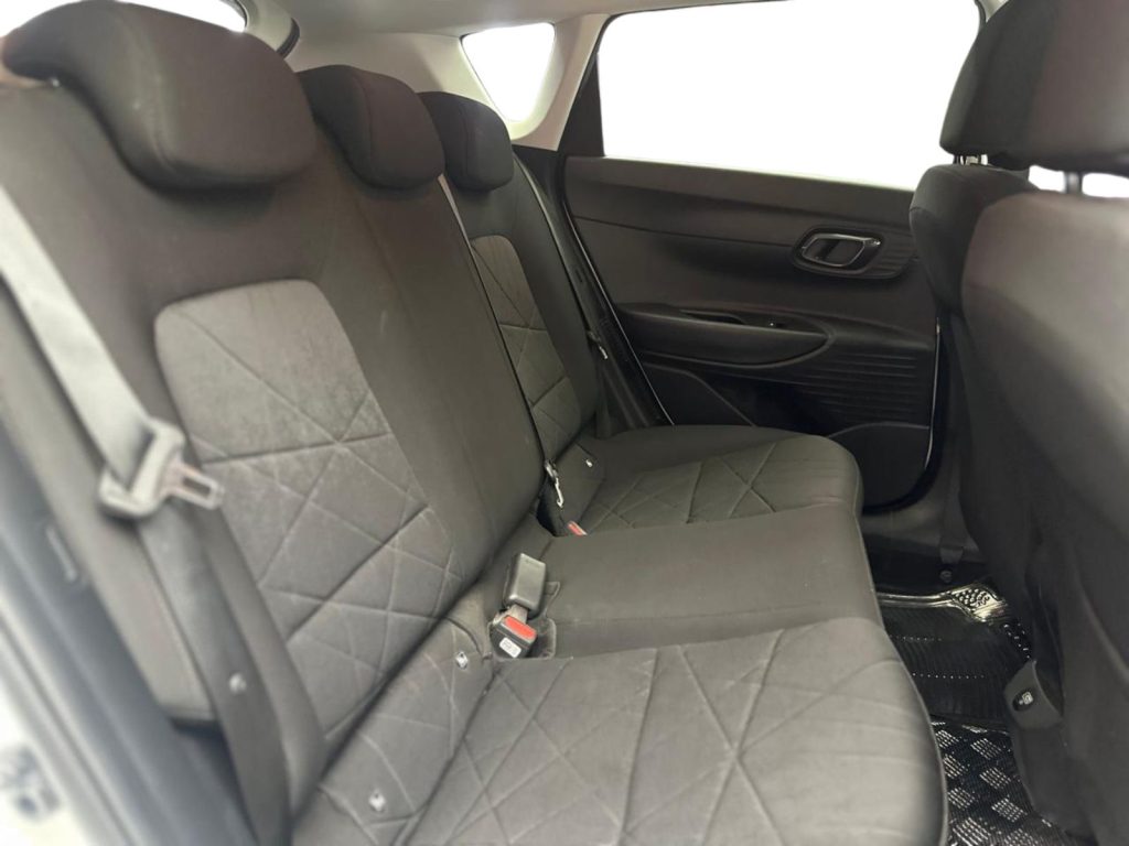 HYUNDAI BAYON 1.0 T-GDI 100 MHEV AT Luxe