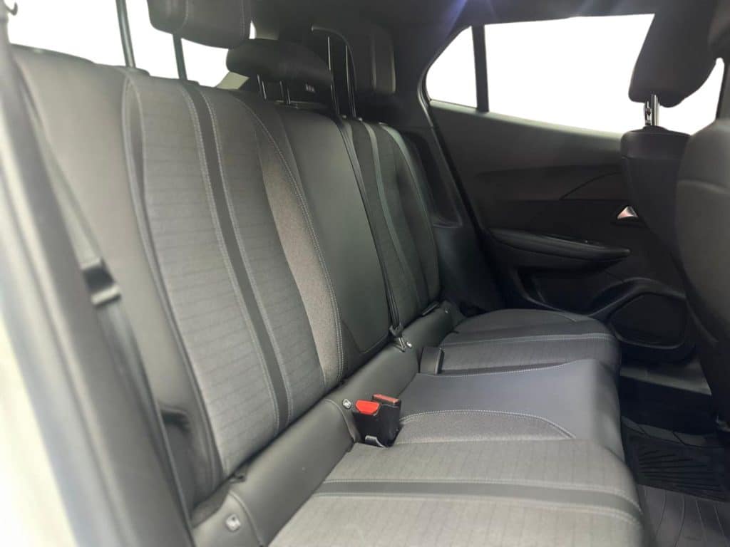 PEUGEOT 2008 1,5 BlueHDi SITT Allure Pack +