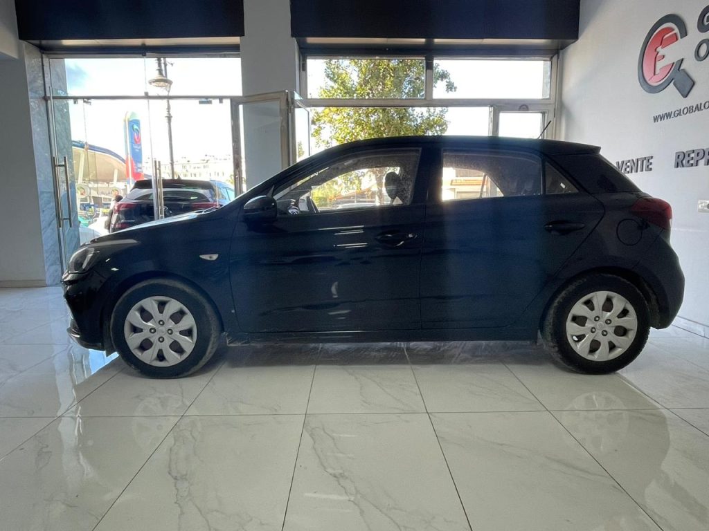 HYUNDAI I20 1.4 CRDI Attractive