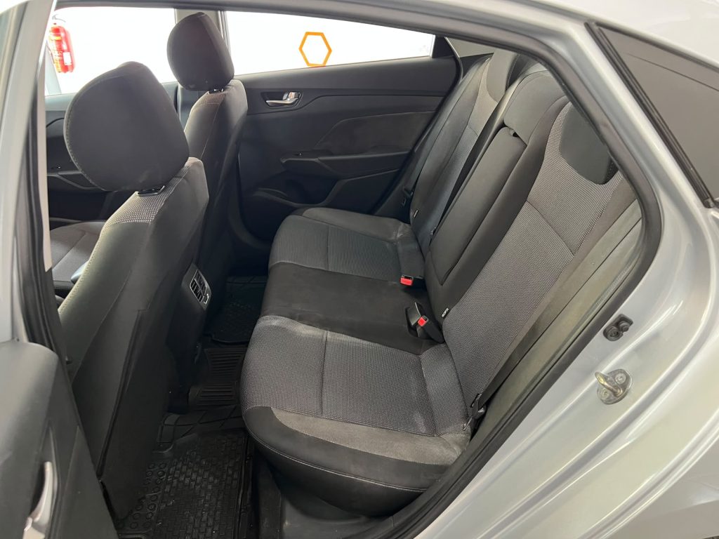 HYUNDAI ACCENT 1.5 U2 VGT Attractive