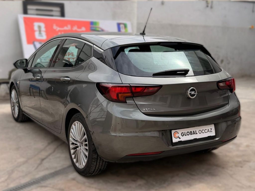 OPEL ASTRA 1.5 D 130 Elégance